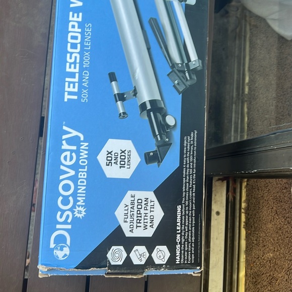 Discovery mind blown telescope box new adjustable tripod tilt 50/100x lenses - Picture 1 of 8
